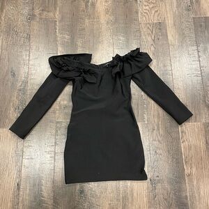 Chic Black Off-Shoulder Dress